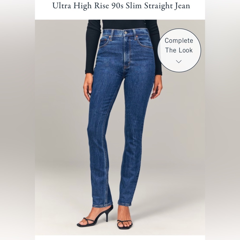 Abercrombie and fitch slim straight ultra high rise 90s jeans. 29 | 8
